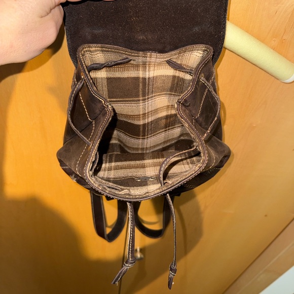 Elegant Dark Brown Leather Backpack - Picture 3 of 16